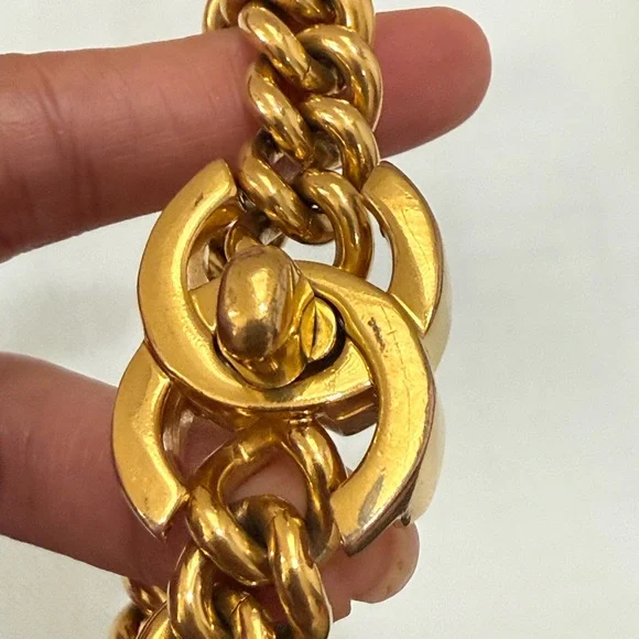 CHANEL CC Turnlock Gold Chain Bracelet